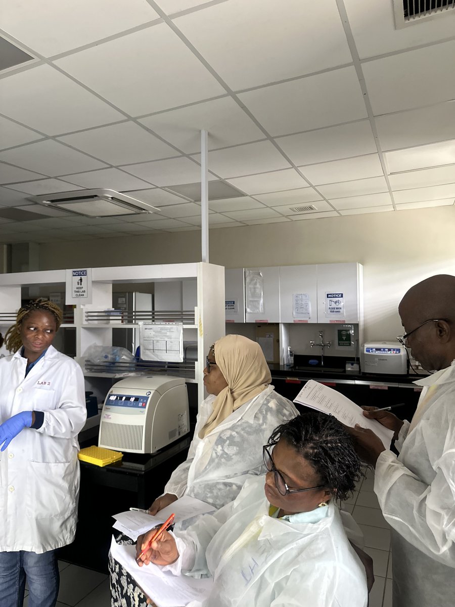 NoguchiBact's tweet photo. 🔬 Day 3 morning at Noguchi Bacteriology!
Today's focus : Buruli ulcer diagnosis. 
Another neglected tropical disease being tackled head-on in the lab. 💪
Building the skills to detect what others overlook. 🧫
#BuruliUlcer #NoguchiBacteriology #LabTraining #CapacityBuilding #NTDs https://t.co/g0mHlgvrz9