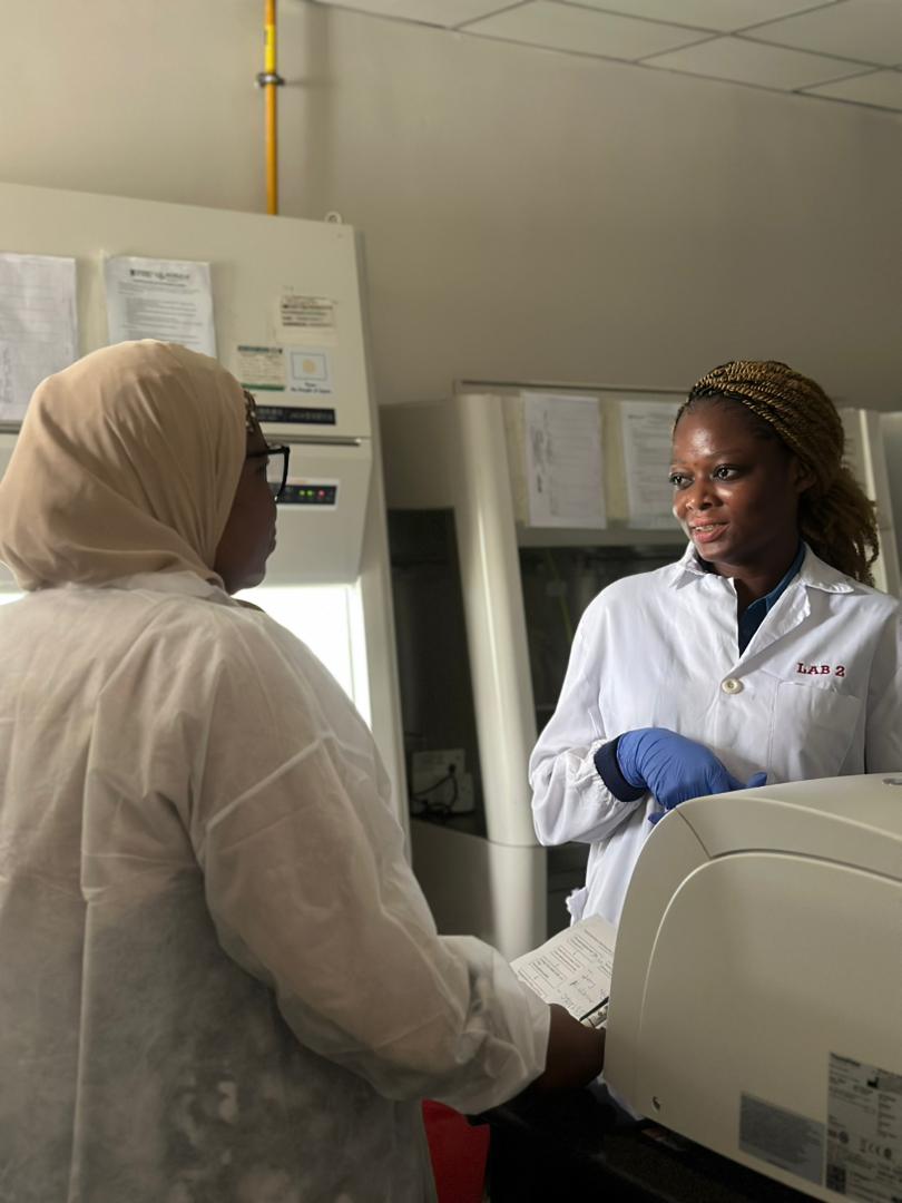 NoguchiBact's tweet photo. 🔬 Day 3 morning at Noguchi Bacteriology!
Today's focus : Buruli ulcer diagnosis. 
Another neglected tropical disease being tackled head-on in the lab. 💪
Building the skills to detect what others overlook. 🧫
#BuruliUlcer #NoguchiBacteriology #LabTraining #CapacityBuilding #NTDs https://t.co/g0mHlgvrz9