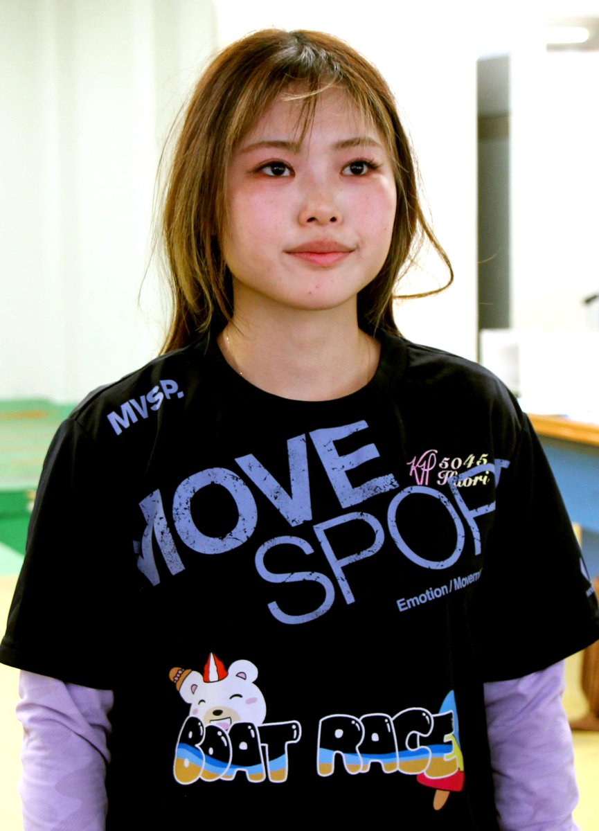 hochi_boatrace's tweet photo. ◆ヴィーナスシリーズ第６戦戸田中央メディックス埼玉杯（１７日・ボートレース戸田・前検日）

《デビュー８年で初Ｖ後初の地元戦✨》

平川香織（２５）＝埼玉＝は前々節、大村のヴィーナスシリーズでデビュー（２０１８年５月）して約８年、悲願の初優勝を飾った。
「良かったです。（師匠の桐生順平に）お祝いをしてもらいました」と笑顔いっぱい。
今節、手にしたのは複勝率は３１％だが、近況、動きが目立っている一基。前検でも「悪くはなかった」と及第点を与えていた。勢いをもって臨むホームコースでの一戦。リズムの良さに加え、気合も一層、入っているのは間違いない。
初日は９Ｒ、２号艇で登場する。