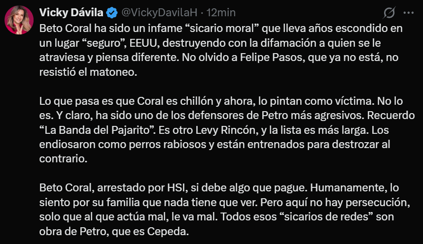 Matador000's tweet photo. @VickyDavilaH alegrándose por la detención de @Betocoralg 

El periodismo que hace Vicky Dávila es como una especie de hemorroide con micrófono: incómodo, inflamado y difícil de ignorar. https://t.co/kd9tQUJUHW