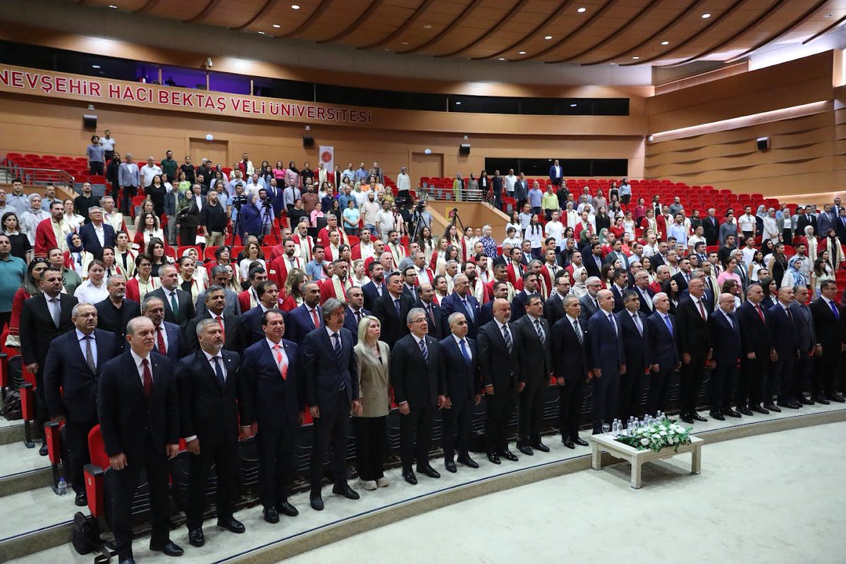 spormedyacomm's tweet photo. DİCLE ÜNİVERSİTESİ'NE YÖK'TEN BÜYÜK ONUR :
"SPOR DOSTU  KAMPÜS " BELGESİ 
Dicle Üniversitesi, öğrencilerin fiziksel aktivitelere katılımını teşvik eden uygulamaları ve spor odaklı kampüs anlayışıyla önemli bir başarıya imza attı. Yükseköğretim Kurulu (YÖK) tarafından+ https://t.co/H5UL8kIA1d