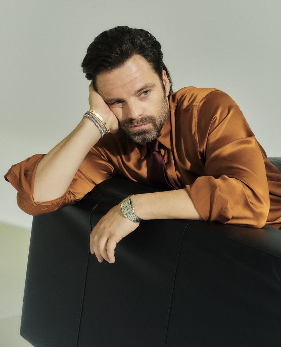 sebstanarchive's tweet photo. New photos of Sebastian Stan photographed by Chuck Reyes for Esquire. https://t.co/jDUom7SGVR