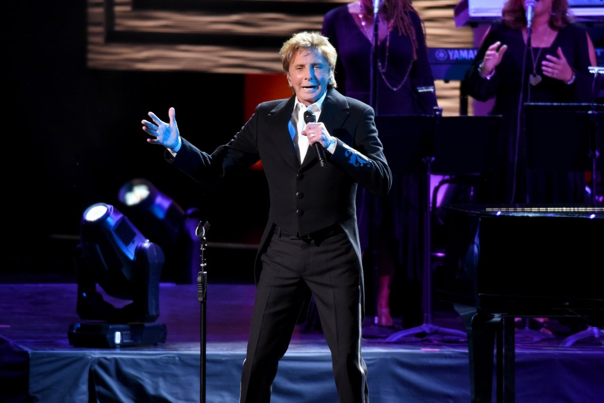 NEWSMAX's tweet photo. HAPPY BIRTHDAY to legendary singer Barry Manilow, who turns 83 today. https://t.co/sJffSQ5an3