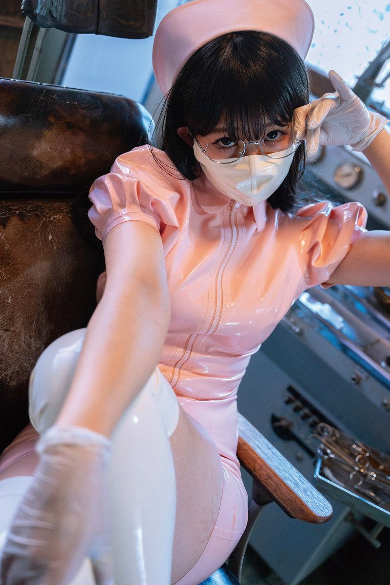 madokameron's tweet photo. 💉✧  #latexcosplay https://t.co/IjsKnIoI8j