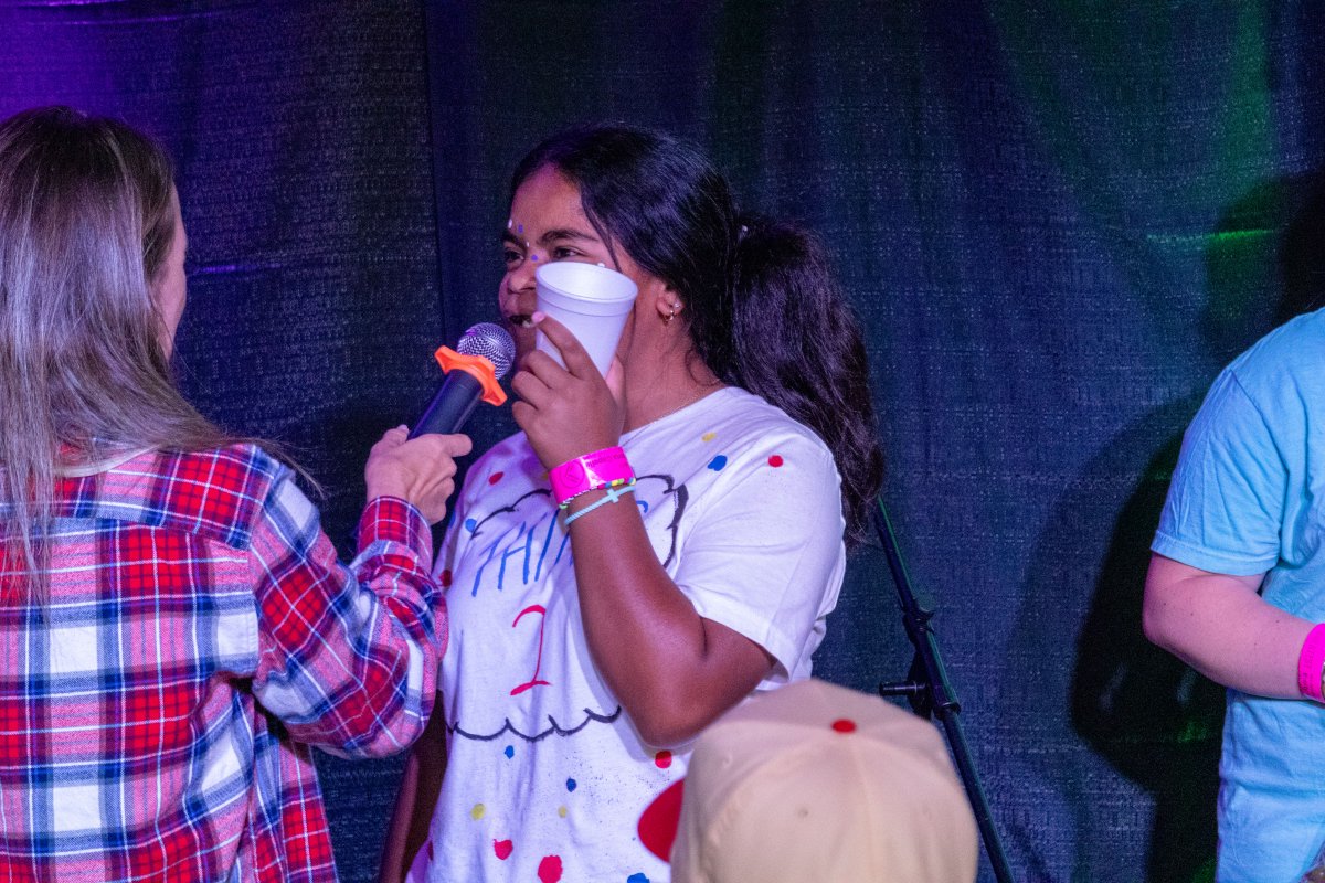 Storehouse620's tweet photo. 🤷 We aren’t exactly sure what was going on during last night’s game, but one thing is certain: our students had a great time! 😂

#firstjoplin #fallscreek2026 #thegreatest #middleschool https://t.co/flkpAptYJX