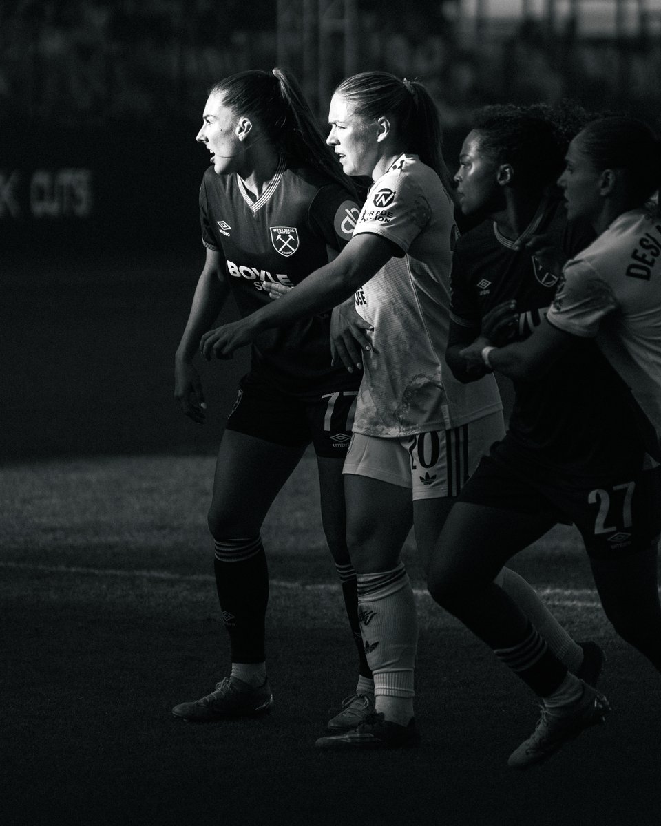 WomeninFootball's tweet photo. We recently teamed up with @worldsevens_ to give two of our members the chance to be part of the event’s Creator Collective. 📸

Amy Robinson flew from Northern Ireland and spent three days pitch side. Here are her top four images. Thank you Amy, and thank you to the W7F team! https://t.co/5HvBqe8J49