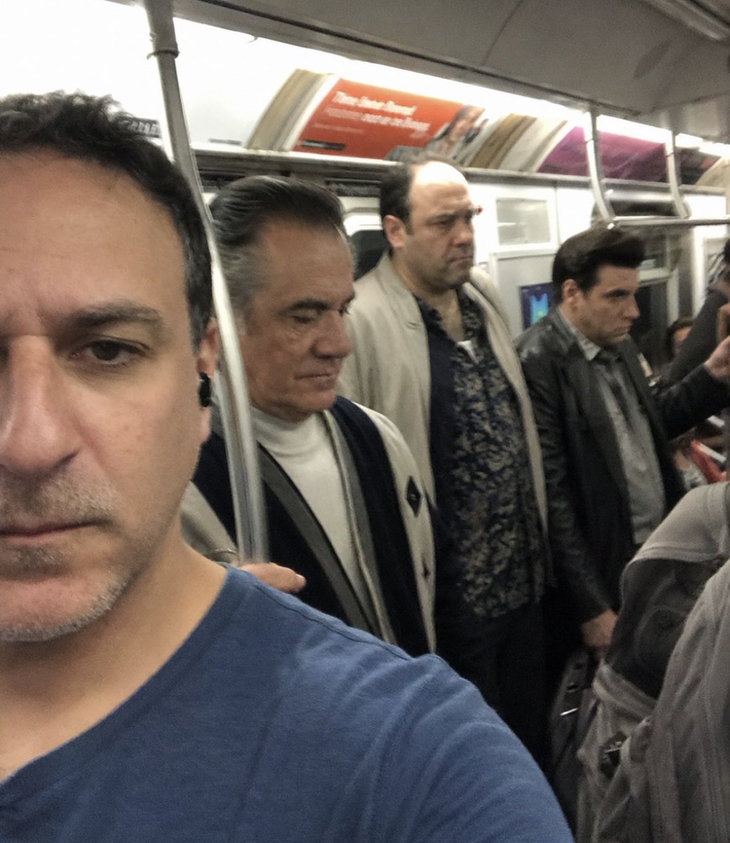 SubwaySopranos's tweet photo. 8:51 a.m. F train https://t.co/veRitz5yHk