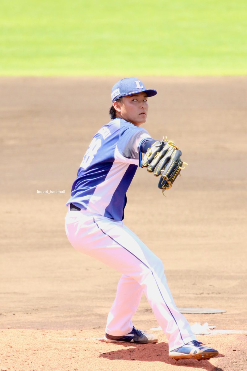 lions4_baseball's tweet photo. 今日は真岡ぶりの先発😭🥹✨

5回1失点でしたが、5奪三振👏
よんたま０で球が走ってる感じが前よりして、すごい良かったです👏（誰目線🫠）
土曜に中継ぎで投げたときより良かったのでは？！

暑かったと思いますが、すばぴーでした👏

（2026.06.17 カーミニーク 三軍戦） https://t.co/zazyVXSEWs