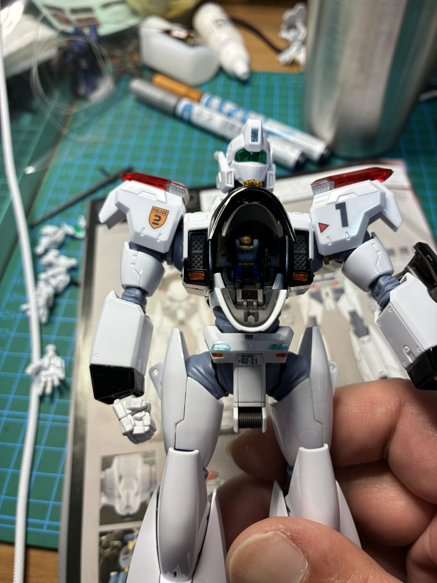 masashikick's tweet photo. どうにかイングラムプラス完成。せっかく塗装した久我さんがほとんど見えない… https://t.co/vVb1PdFJGm