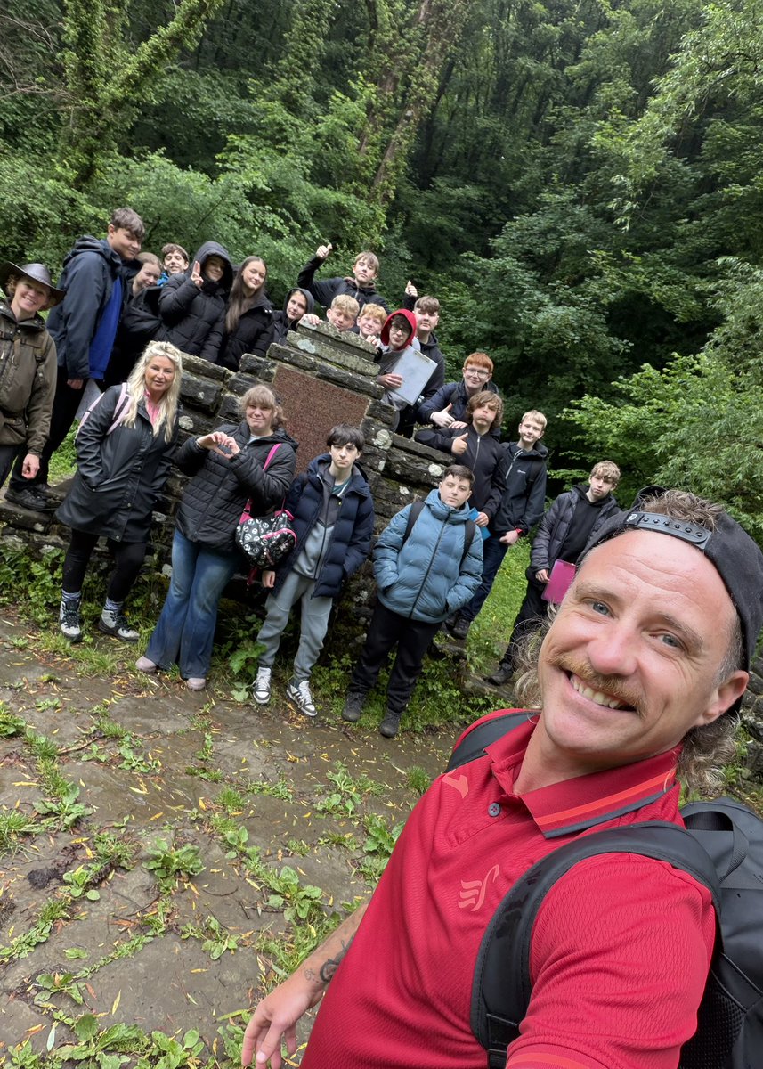 CHCS_Humanities's tweet photo. Lunch stop… 😋

@CefnHengoed @GowerSociety @DawnNatureDays

#GowerSocietyFunding https://t.co/I1eMcFtU2L