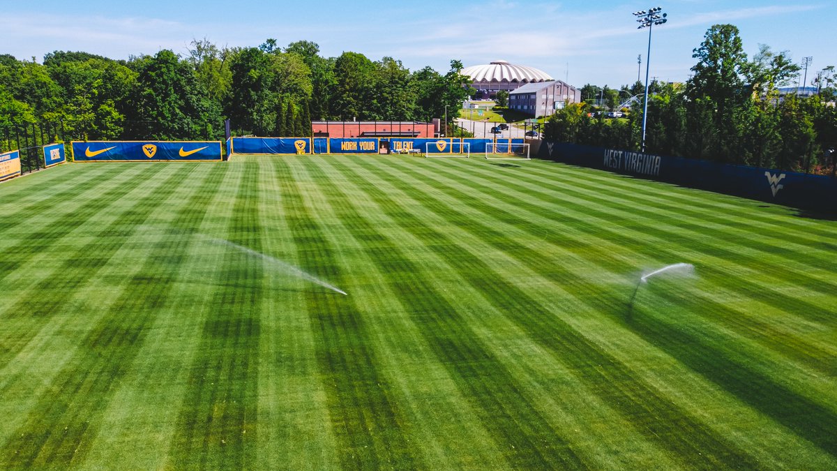 wvuwomenssoccer's tweet photo. A fresh new look at Dreamswork 😍

#HailWV https://t.co/yUMEUwlJgc