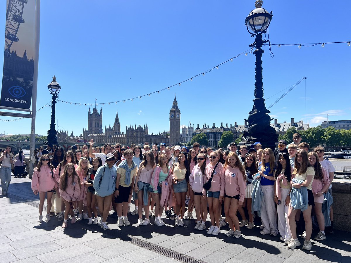 SASB_PE's tweet photo. London Eye River Cruise! https://t.co/FzVRFpZDl9