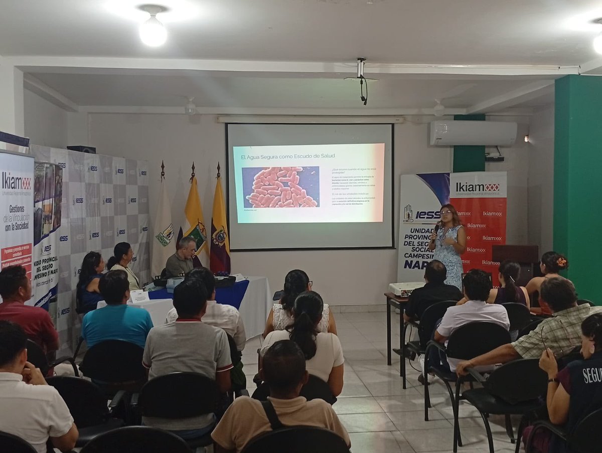 IESSNapo's tweet photo. Se llevó a cabo la presentación y socialización del proyecto entre @u_ikiam e @IESS_SSC de @IESS_Napo para garantizar la gestión segura y sostenible del recurso vital.

En el evento participaron autoridades locales, presidentes y representantes de las comunidades. https://t.co/E4lJg11Sjn