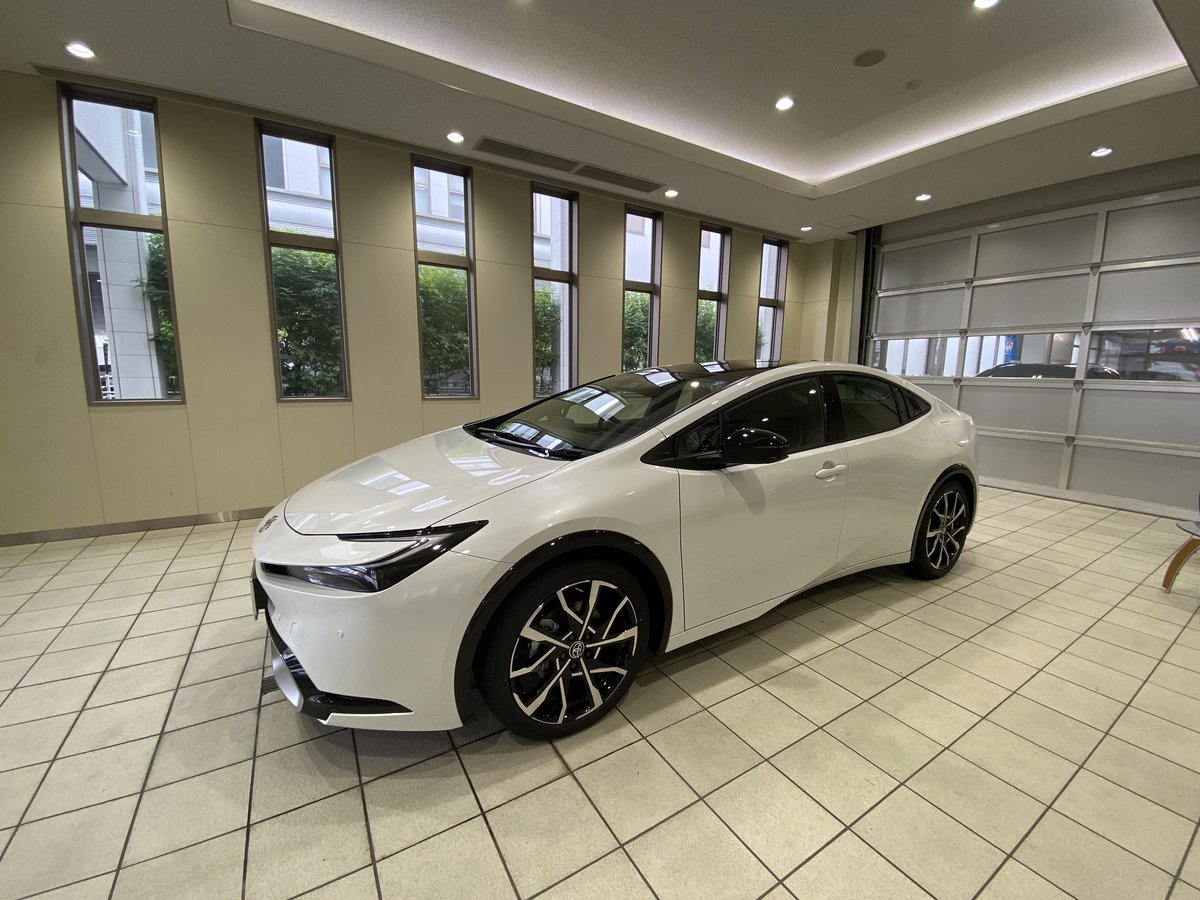 sakeo200's tweet photo. さすが私wこのニュースが出た今日納車でしたw #プリウスPHEV
わらけた🤣 https://t.co/Nl3E1rzTnc