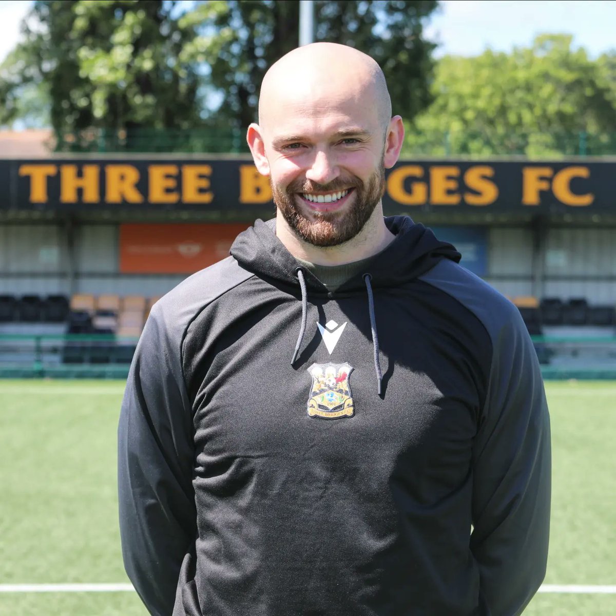 ThreeBridgesFC's tweet photo. Please join us in welcoming Steven Sayell to Three Bridges FC as our new Social Media Manager & Content Creator! 

Over the coming weeks, you'll notice a fresh new look across all of our social media channels, with enhanced coverage of our Men's, Women's, U18's and Youth teams, alongside behind-the-scenes content from around the football club.

#UpTheBridges🧡🖤