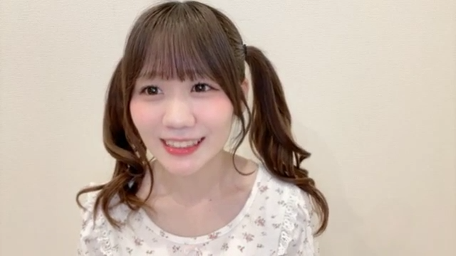 have_to_save's tweet photo. 22時40分からなっちゃんの配信🌙
公演お疲れ様でした！

新しいイベントブロックの話、ガチ恋口上など、いろいろな話が楽しかった！

今日もありがとう！
この後はもしもし📞

#NGT48
#水津菜月 
#すい分補給🌙 https://t.co/VlUMFaioL6