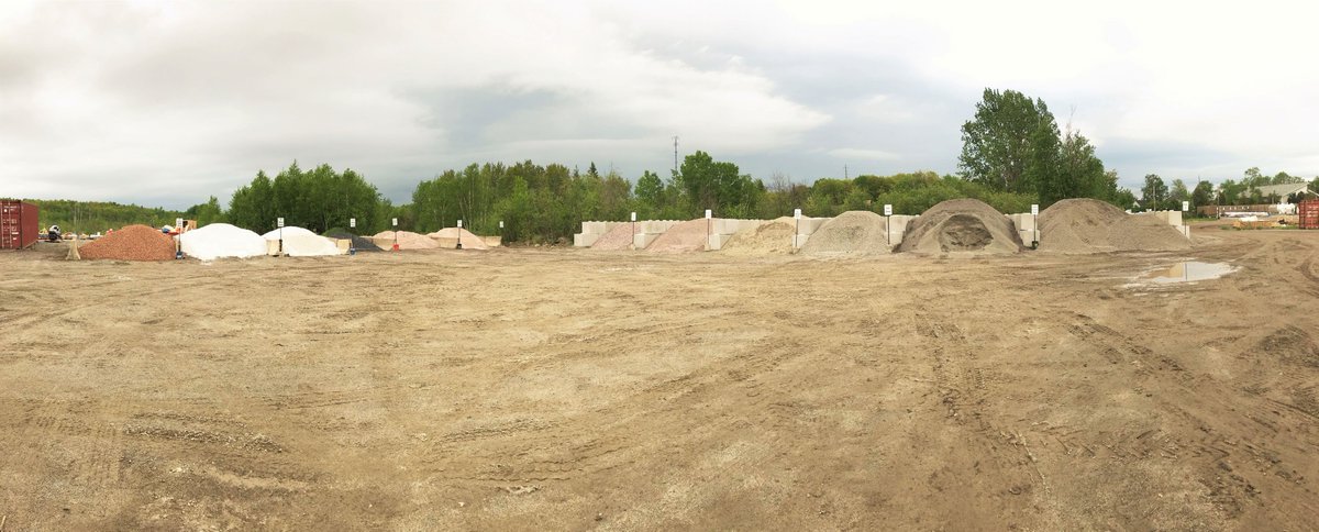 ethiersandg's tweet photo. At Ethier Sand &amp; Gravel, customers can stop by and pick up a wide variety of products for projects in bags or by the bucket.

Bring your pickup truck or trailer, and we’ll take care of the loading.

2589 Ida St. Sudbury, ON https://t.co/aetb3Hlm1g