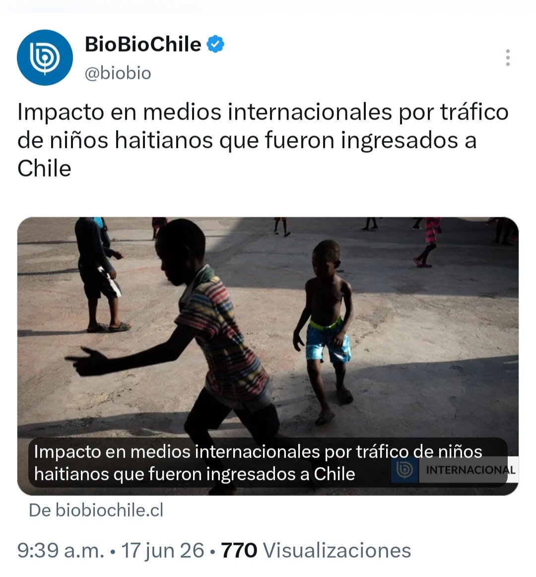 PStreaming2025's tweet photo. Es increíble que los periodistas en los  matinales siguen hablando de niños y/o menores respecto del increíble caso de trafico de haitianos que ingresaron el año pasado a #Chile.
Lo que corresponde es hablar de niños,niñas y adolescentes. 
#TraficodeNiños #GobiernoAnterior #Trata https://t.co/1kRmpUHUQK