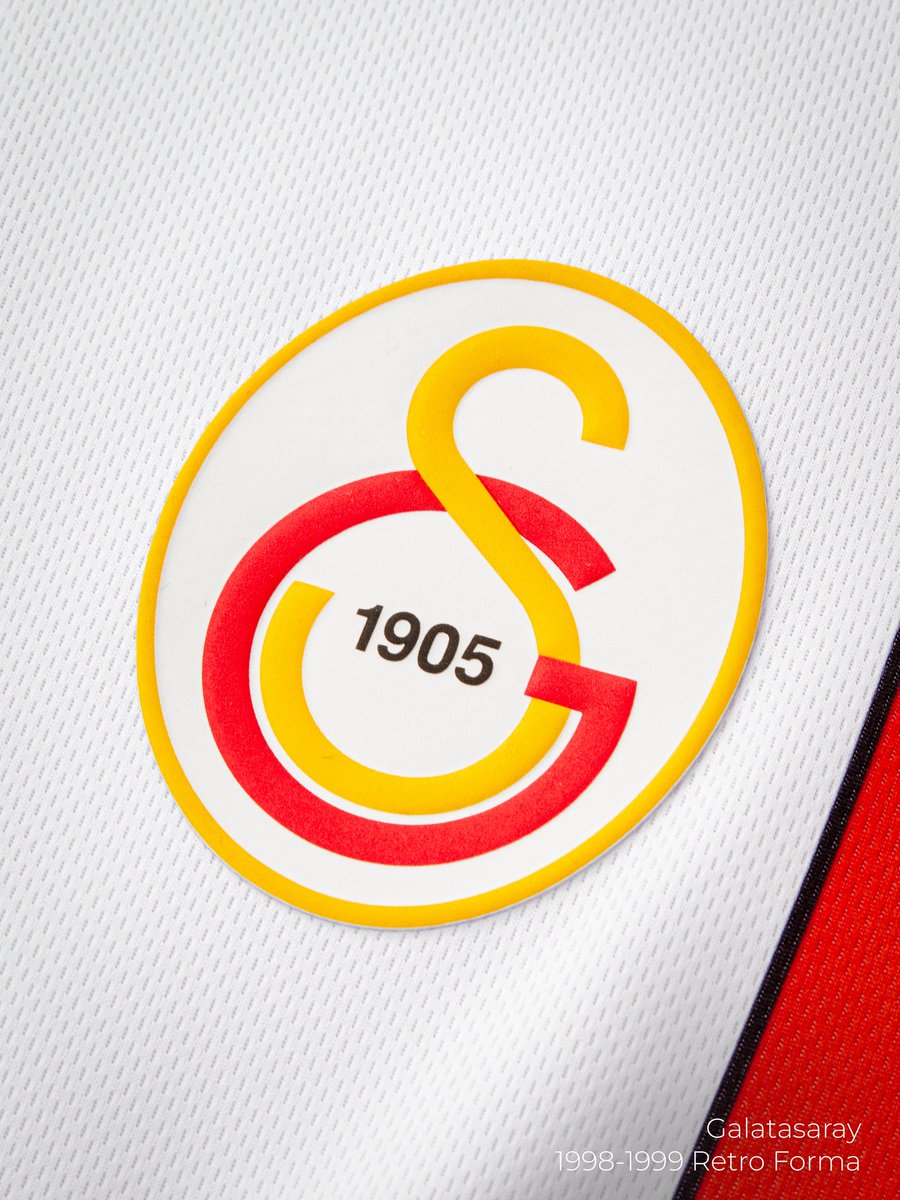 GSStore's tweet photo. Geçmişin efsaneleri, bugünün favorileri. 😎

Retro Formalar yenilenen stoklarla GSStore’da seni bekliyor!  👇

📲 https://t.co/wwuReNjEVY https://t.co/dQIePNI2fJ