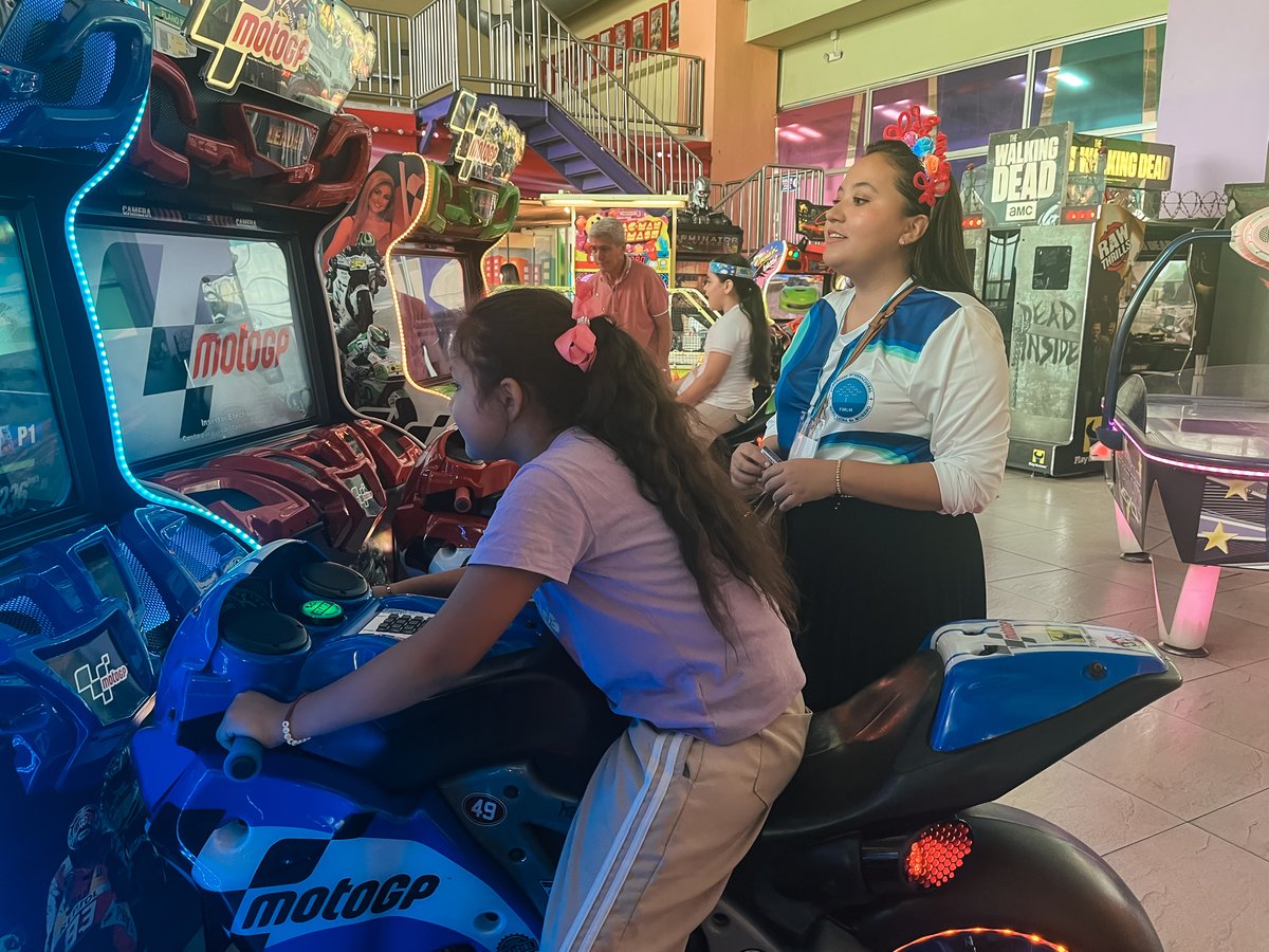 FIMLM's tweet photo. 💙💜 A Norte de Santander llegó la jornada #DiversiónConCorazón en alianza con #CityPark

🚀 Niños de Los Patios, Villa del Rosario, Cúcuta, Tibú y frontera con Venezuela, vivieron un día de alegría que fortaleció la unión familiar. 

✨ Conoce más: https://t.co/9Pyfnsqq2N https://t.co/l7Dk0kUrvz