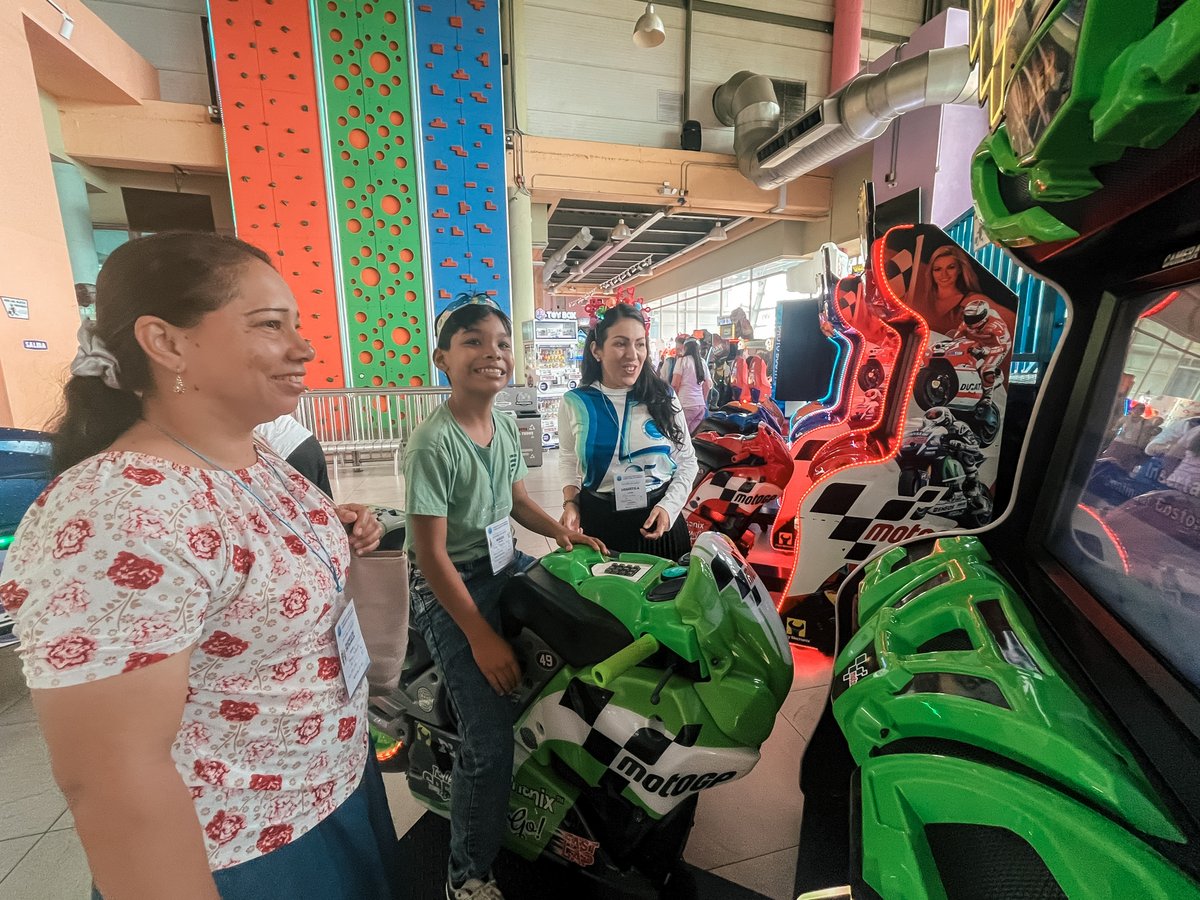 FIMLM's tweet photo. 💙💜 A Norte de Santander llegó la jornada #DiversiónConCorazón en alianza con #CityPark

🚀 Niños de Los Patios, Villa del Rosario, Cúcuta, Tibú y frontera con Venezuela, vivieron un día de alegría que fortaleció la unión familiar. 

✨ Conoce más: https://t.co/9Pyfnsqq2N https://t.co/l7Dk0kUrvz