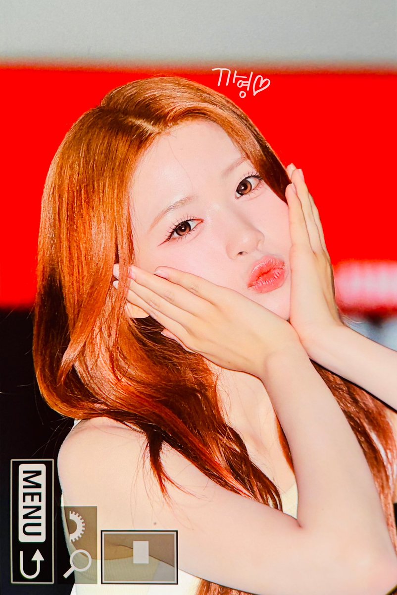 ZN081127's tweet photo. 260617 프리뷰

#리센느 #RESCENE 
#제나 #ZENA
@RESCENEofficial https://t.co/nX4VxyjNrl