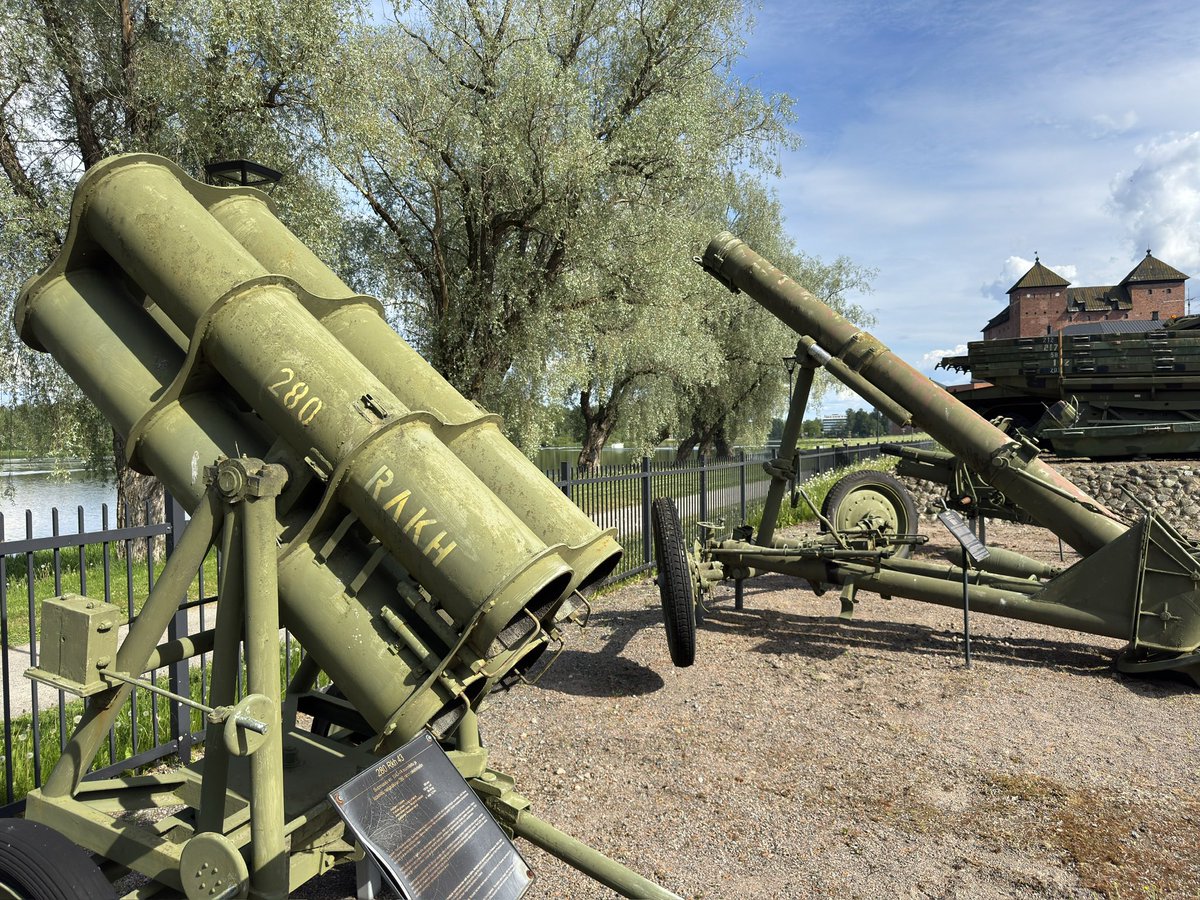 SysWil's tweet photo. @99Khaotik I sure hope no one in the vicinity made insanely large  rocketlauncher and mortar prototypes. https://t.co/PUv6WlRZUj
