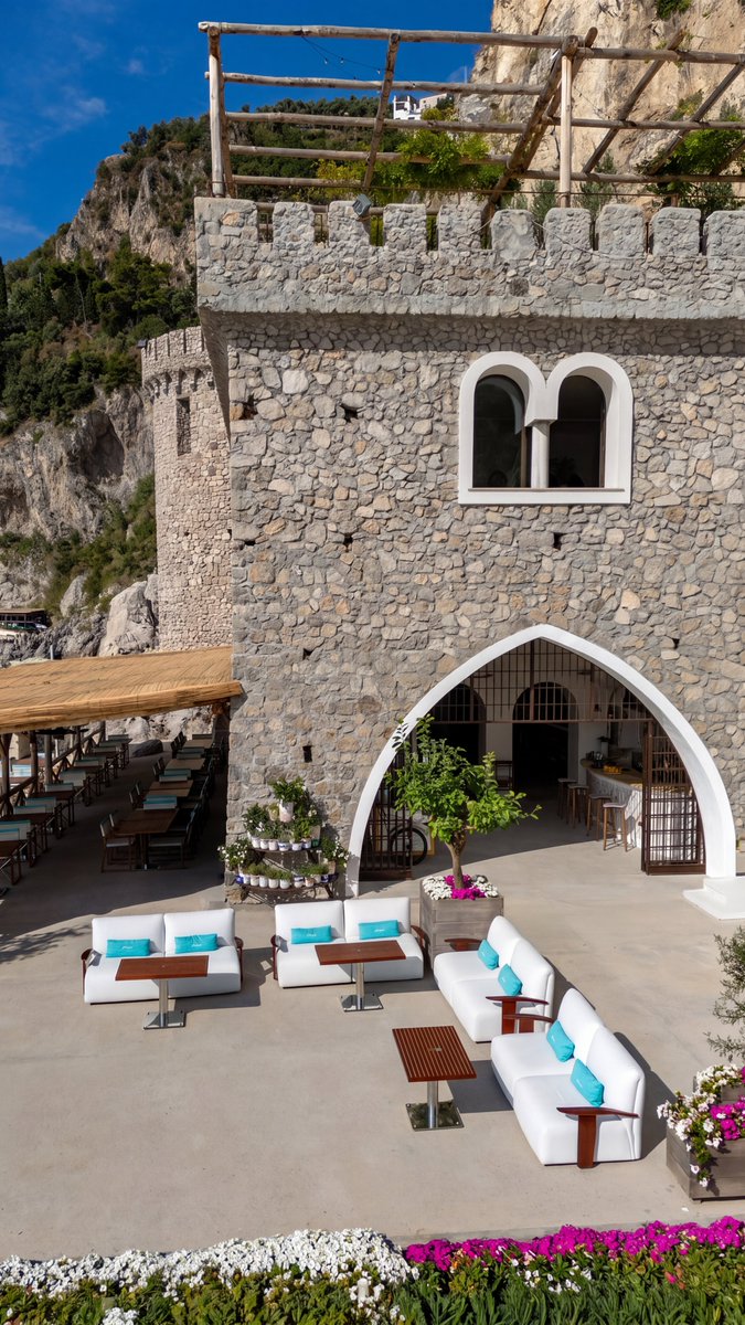 FerrettiGroup's tweet photo. Riva’s timeless elegance meets the enchanting charm of the Amalfi Coast: Riva Destinations continue their journey with the opening of the new Riva Lounge at Borgo Santandrea. https://t.co/Y8FZDpZ6lW