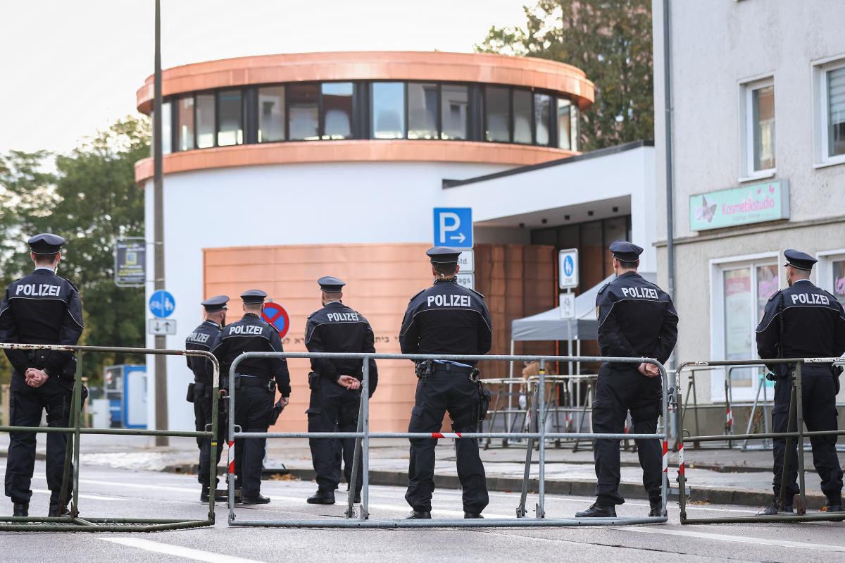 nypost's tweet photo. Germany records highest-ever number of antisemitic incidents in 2025 https://t.co/ygsVfssJpu https://t.co/ccRA2A8Snd