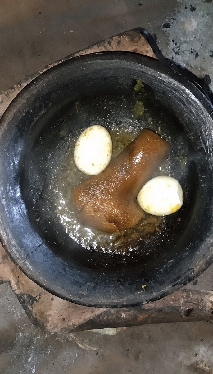 ThaOracleOfAges's tweet photo. #MONEY__ATTRACTION__MEAL (2 IN 1) 

It’s has the spiritual strength to draw to you N500K only ( not for the lazy minded )

Below is the video of when I was doing mine recently today , for those who wish to join me ….This is also the preparation I took the pictures before I begin https://t.co/5FpEYc9vN9