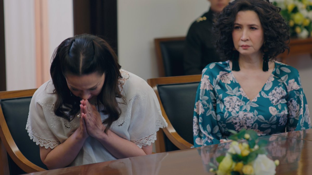 onehdthailand's tweet photo. ขอร้องนะคะท่าน / ทางคนดูอยากดูสร้อยกับมาลารำคู่กันจริงๆ #สอดสร้อยมาลาEP17 https://t.co/VNunkF6DEc