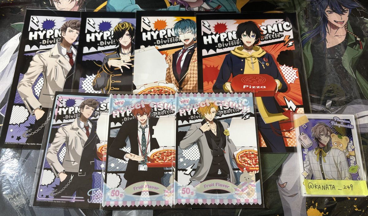 KANATA__249's tweet photo. 【買取、譲渡】　ヒプマイ　ヒプノシスマイク　ブロマイド　チェキ風　カード　特典

譲　画像のもの

求　1枚目　　　1枚400円＋送料
　　2、3枚目　1枚150円＋送料

まとめての方優先、郵送でのお取引です。
他ツイ含めてでも可。
検索からでもどうぞ！ https://t.co/Y5f8koBPAp