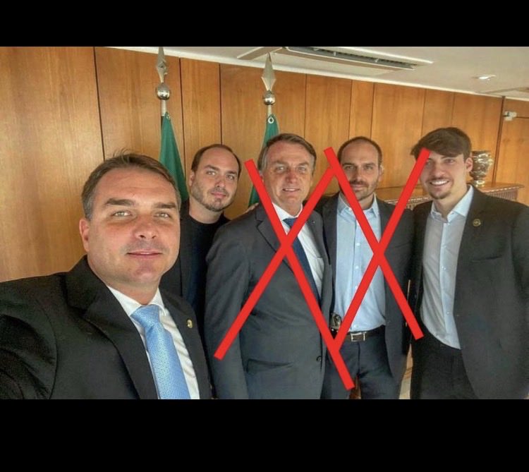 zodrope's tweet photo. @BolsonaroSP Menos dois kkkkkk parasitas https://t.co/YPM3YcqI1z
