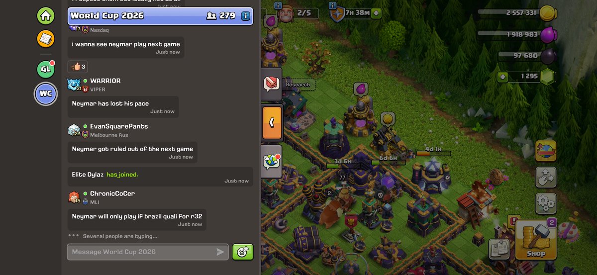 UncannyThomas's tweet photo. Global chat is back on clash of clans and we can even have different chats 😭😭 https://t.co/tcjDGLLzMn