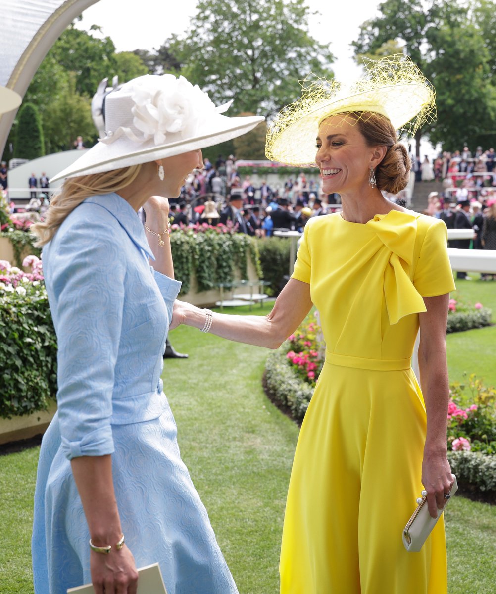 tokkianami's tweet photo. The Princess of Wales with Lady Gabriella Windsor at Royal Ascot this afternoon 💛 https://t.co/wlI676j9np