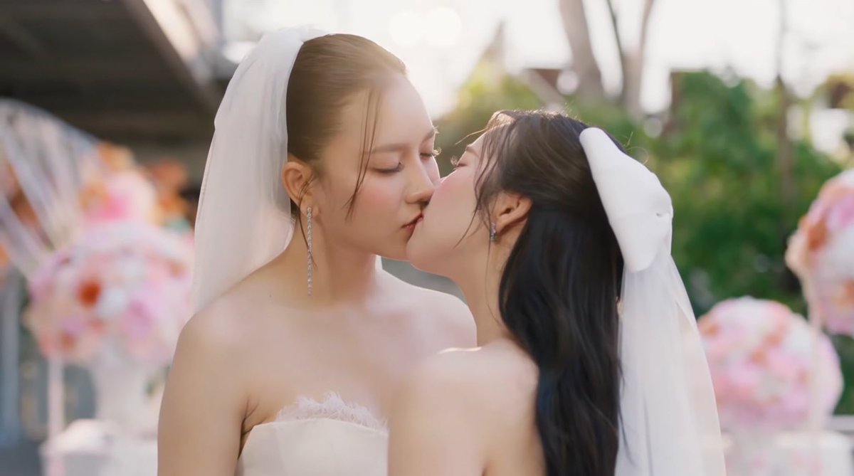 lesbocine's tweet photo. LINDAS DEMAIS! O último episódio de #LoveBeyondDreamsSeries já está disponível.

🔗 https://t.co/N1prLSYa8I

LBD FINAL EPISODE
#LoveBeyondDreamsFinalEP https://t.co/OUVjVau6aV