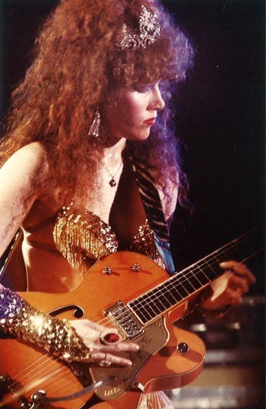 gunclub_music's tweet photo. Poison https://t.co/OC8yYpE2GK