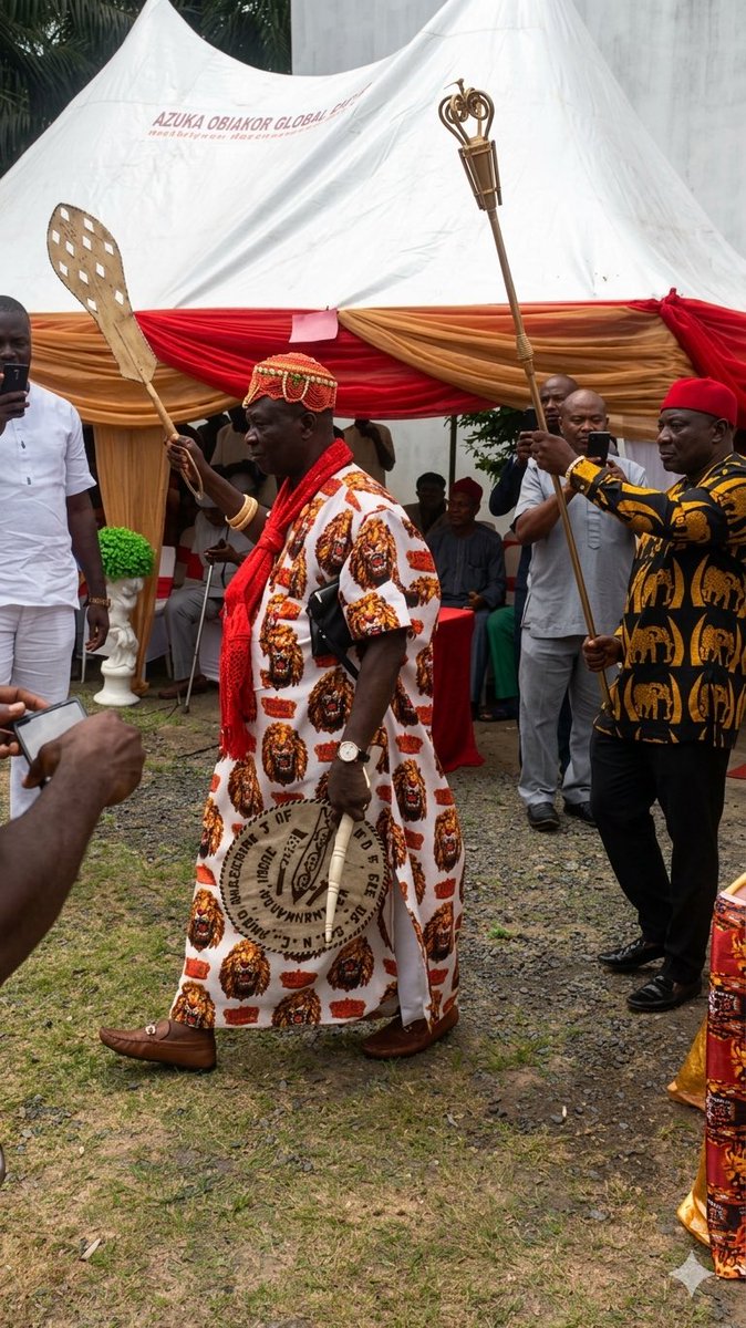 elendutv's tweet photo. Caption:

The Azumini people of Abia State carry a rich history shaped by Ijaw and Igbo heritage, vibrant traditions, and a deep connection to the famous Azumini Blue River.

#Azumini #Ndoki #AbiaState #NigerianHistory #ElenduTV #AfricanHeritage #CultureAndTradition #BlueRiver https://t.co/tfVZIRwITS