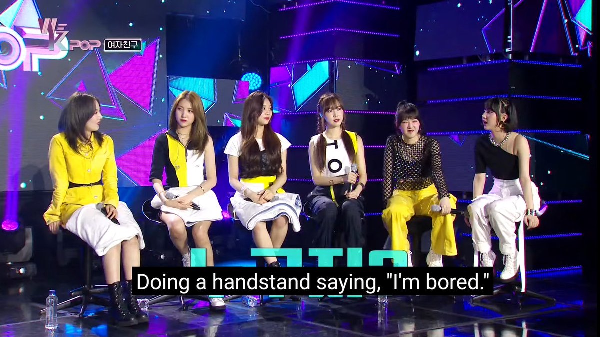 yerintopic's tweet photo. seeing yerin with shinyoung always reminds me to this😭🤣 https://t.co/fgeyoJOdqy