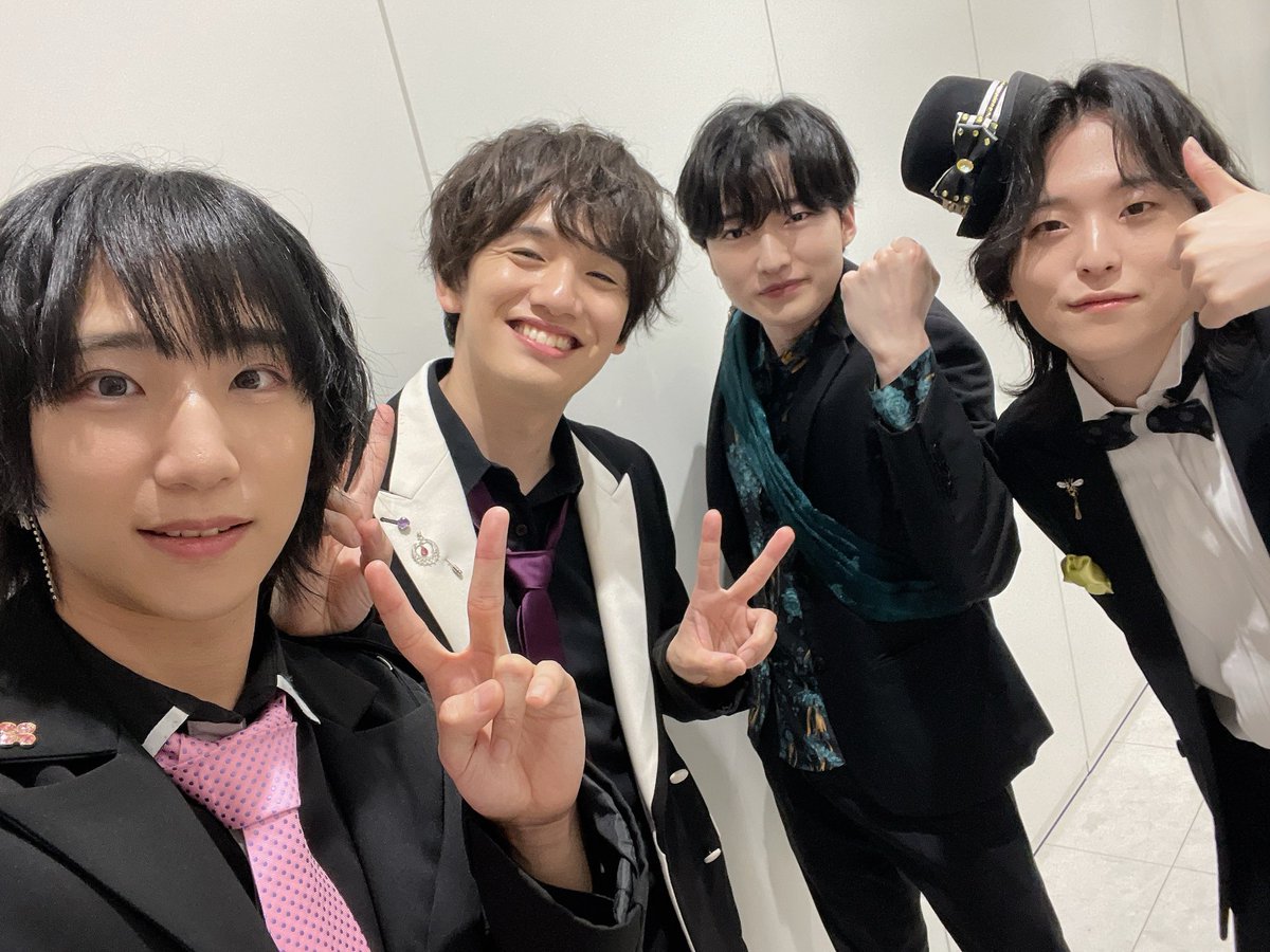 Yamamoto_0319's tweet photo. 最後の生配信ありがとうございました！！
最終回とは言えないくらいめちゃくちゃ笑っちゃった✨
来週はヴェネーレの生配信！
そしてYouTubeの更新もあるのでまだまだよろしくお願いします！！！
#リモホス https://t.co/Qz8bBetJhu