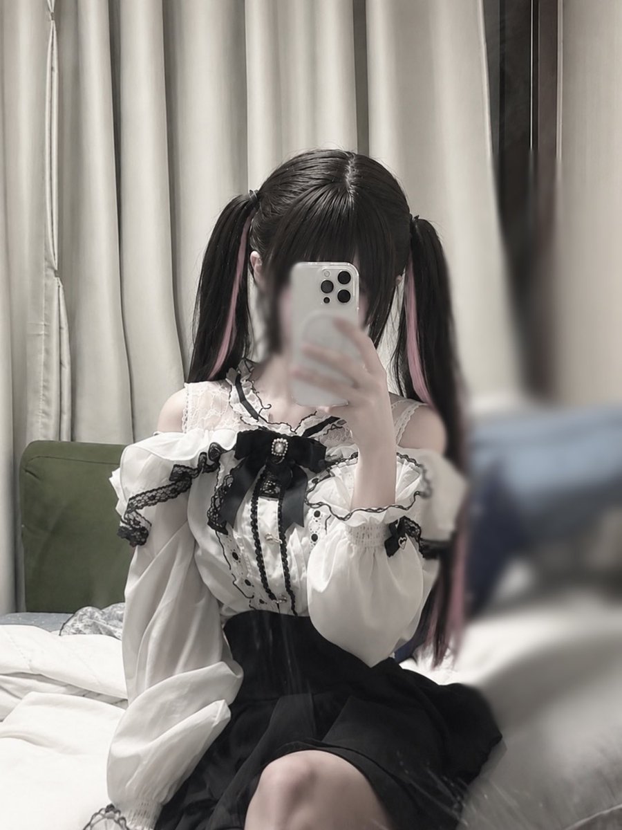 4hcos's tweet photo. #自撮り界隈 https://t.co/9LXXeH7YuK