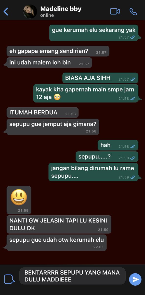 whimsygadis's tweet photo. Niat Sabinee cuma mau nginep di rumah Madeline karena ortunya lagi pergi. Eh, ternyata rumah Madeline lagi rame kumpul keluarga, dan di antara semua sepupunya ada Samuel—orang yang diam-diam Sabinee suka.  💬💤🪷

#hiyonayu ft.#keonsuni crumbs  few tweets au https://t.co/gll5UA1rgf