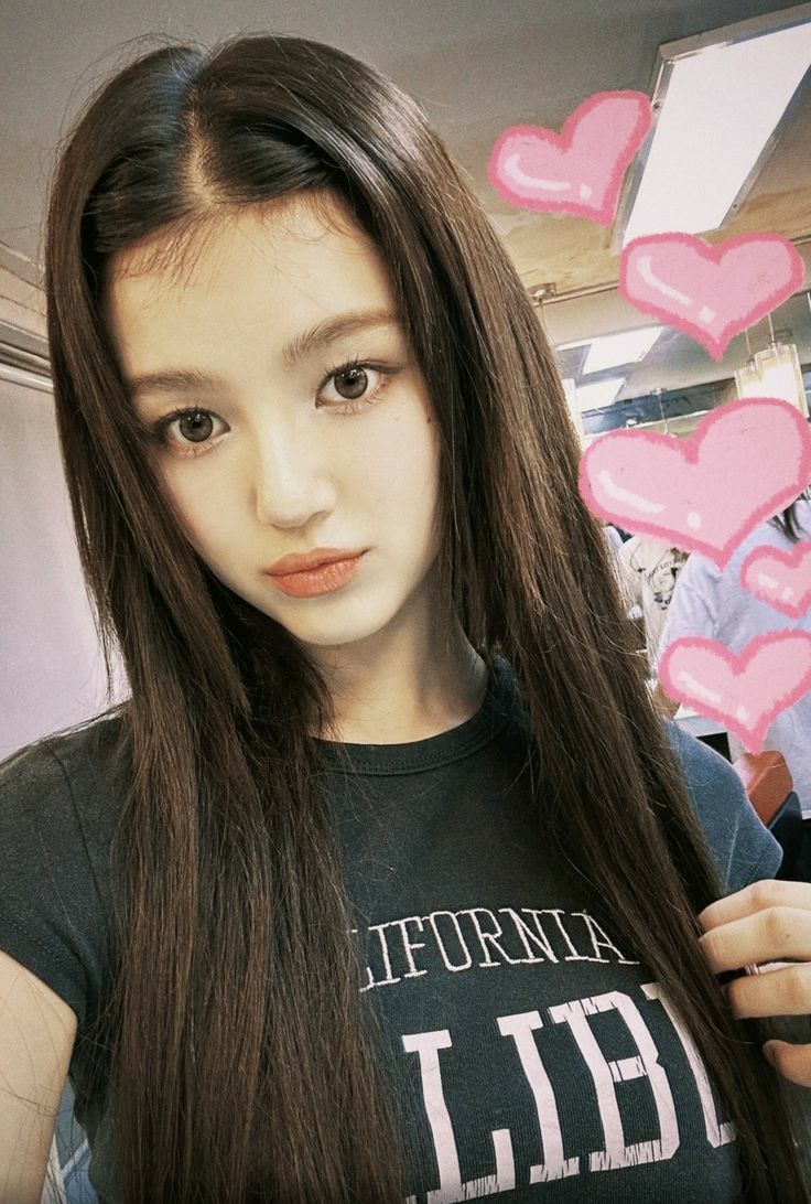 DaniellePopBase's tweet photo. ⋆🎀‧̥˚̩̩̥͙·

#다니엘 #DANIELLE https://t.co/zdJ9J5QpDa