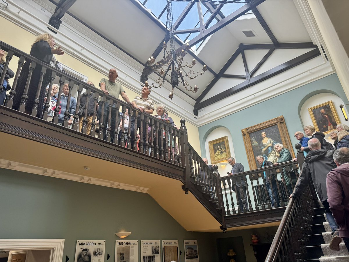 LlanrumneyHall's tweet photo. A pleasure to welcome 37 members of the Roath Local History Society to Llanrumney Hall for a guided tour of our historic home 📜

Interested in a group tour? Call us on 02920 001441. https://t.co/h55dOMzPvZ