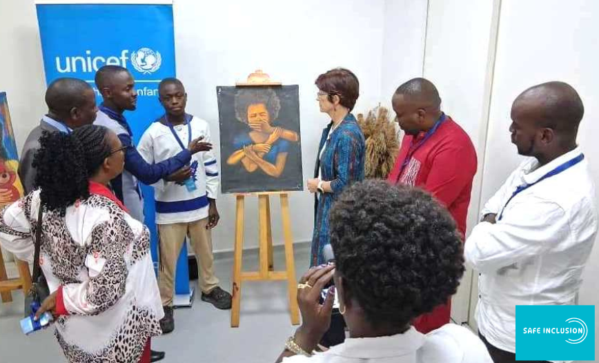 SafeInclusion's tweet photo. Des toiles d’espoir. À l’#UNICEFBurundi, les couleurs ont parlé au nom des enfants. À l’occasion de la #JournéeDeLEnfantAfricain, #SafeInclusion, partenaire de l’UNICEF, a assisté à une exposition réunissant les œuvres des lauréats du #NezaPrize et d’enfants réfugiés de Musenyi. https://t.co/hT4uSNCLV8