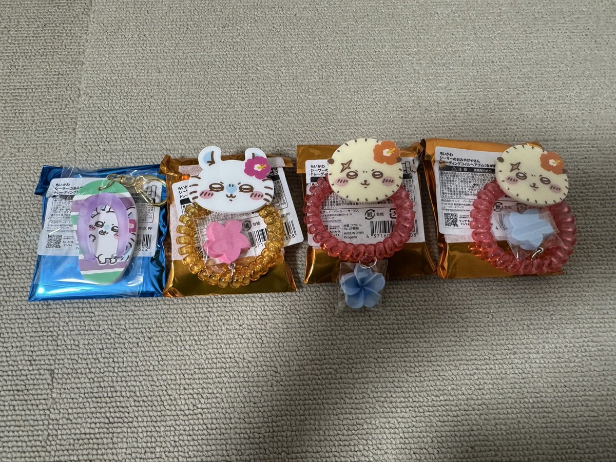 saechan0325's tweet photo. ちいかわ　シーサーのおみやげやさん
トレーディング　コイルヘアゴム　交換

【譲】　モモンガ、ラッコ2つ

【求】　はちわれ、うさぎ、古本屋（かにちゃん）

梅田・難波・心斎橋手渡し交換希望
もしくは郵送でも交換可能です✨
検索からお気軽にお声かけくださいませ🙇 https://t.co/g3Yp9aDlMt