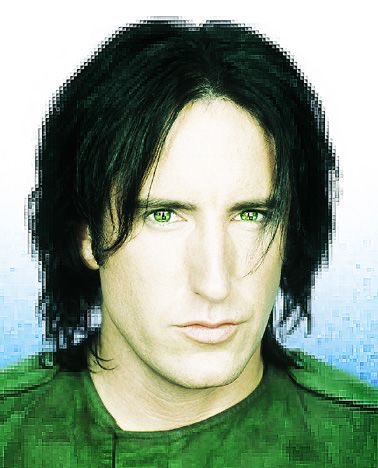 sunspctted's tweet photo. Considering green is Trent Reznor’s favorite color, there’s not enough pictures of him wearing green! https://t.co/nR0pv4RqnG