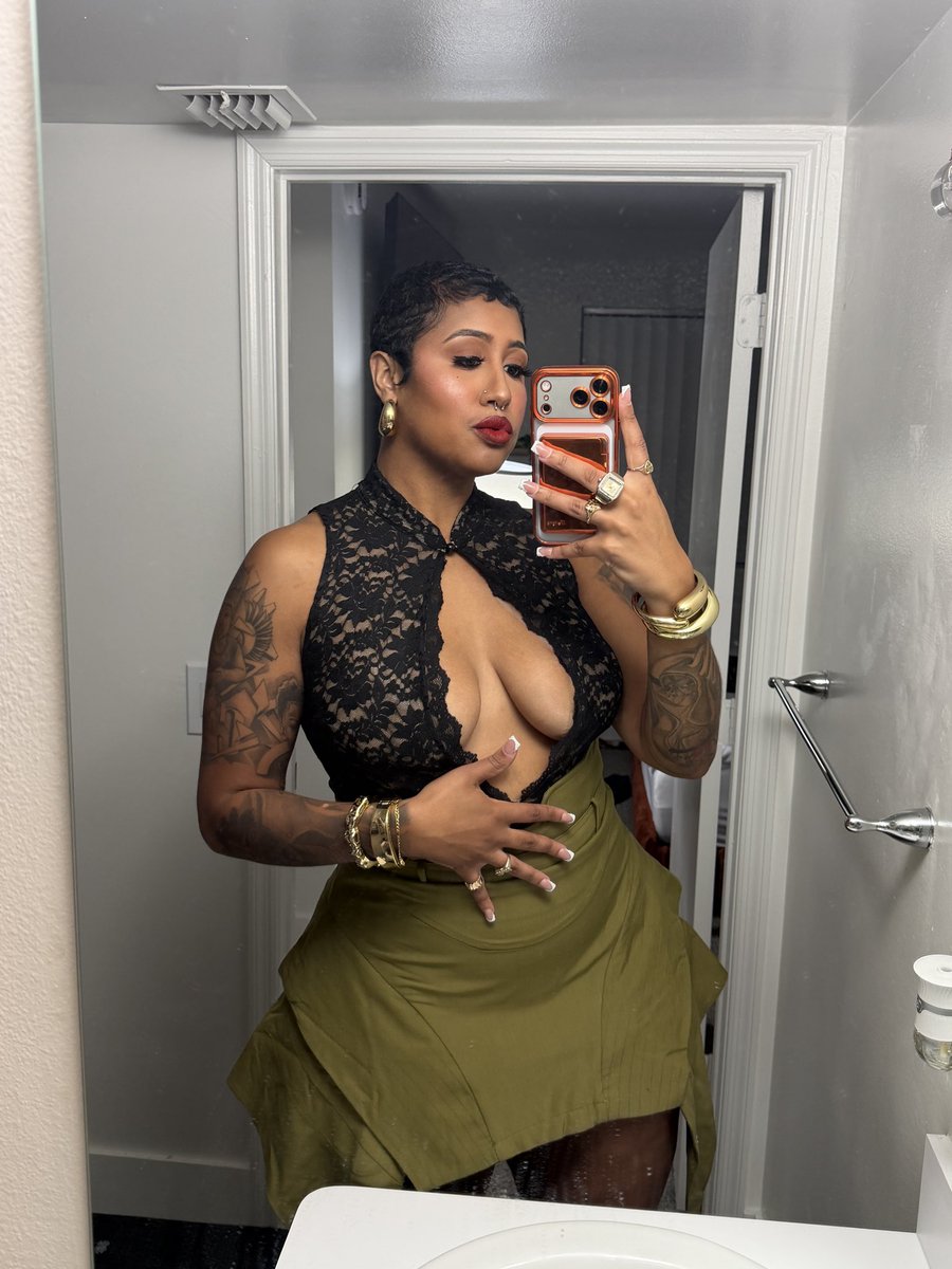 _brittunlocked's tweet photo. Decided to go pixie for the summaaaa ! https://t.co/N9rMrzl4cx