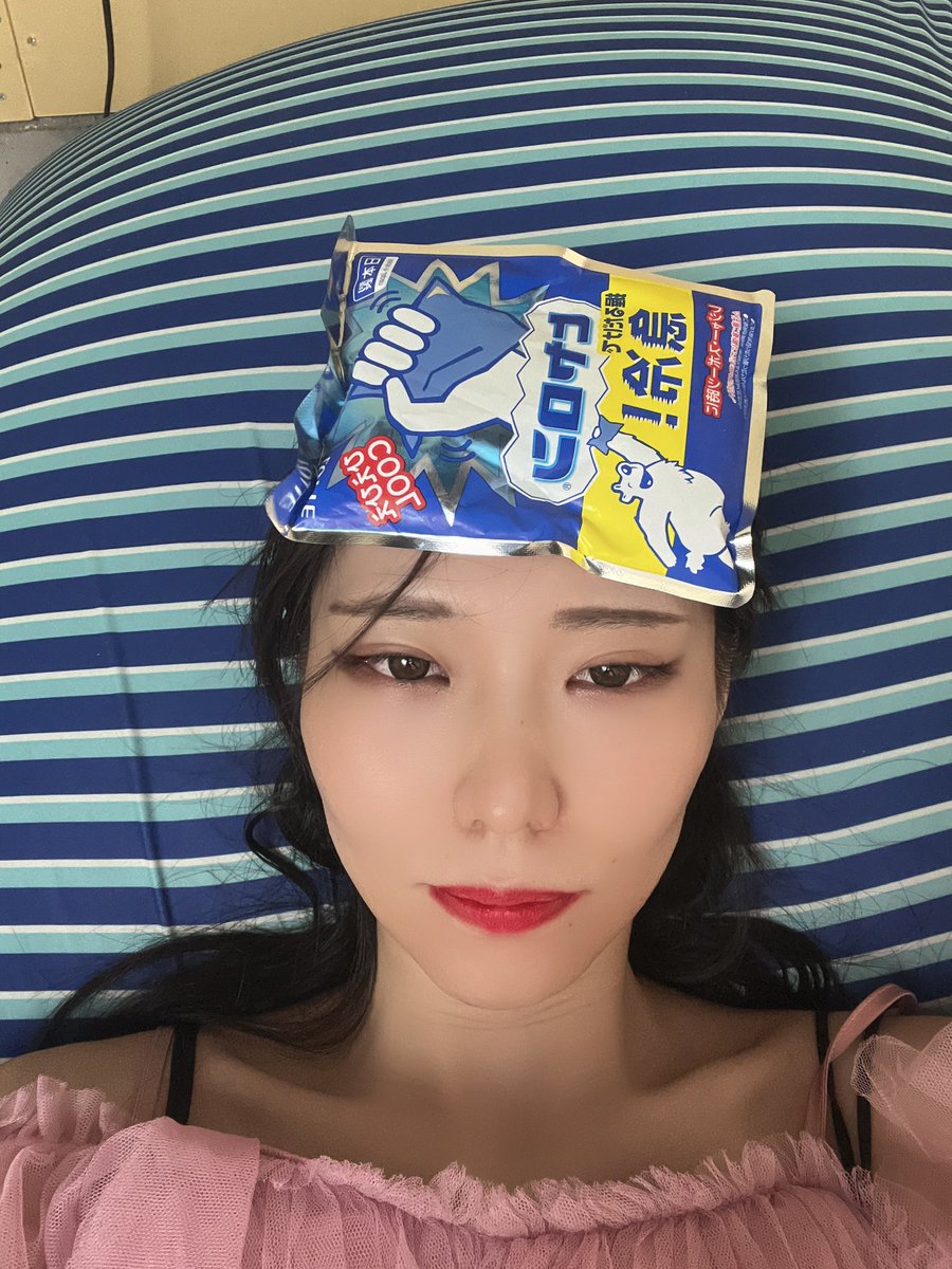 Mio_Otowa_'s tweet photo. 【モンスター熱波御礼】

今月もアチアチのモンスター(@Monster_sauna )さんにて熱波イベントかまさせてもらいました！

今回はとにかく香りをたくさん届けたい！とバケツを3つ用意し、それにアルテミスをふんだんに用意。

それをストーブに余すことなくかけるという、挙動に出ました

結論、めっちゃ香りと熱が充満する回になりました☺️

やっぱりモンスターレベルになるとあれくらいはかけないといけないなーと思ったので、これからもケチらずにアルテミスをたくさん使っていきたいなと思います…💪

普通の施設の倍以上で用意してこれからも香り届けていきたいので！よろしくお願いします🙇‍♀️

あと久しく全アロマの回もやりましたが、アロマはアロマでいいなぁとも思いましたね😌

個人的には1回目の漢方回もなかなかよかったかなーと思うので、また漢方回は来月の市原にある漢方風呂があるあの施設様で…使おうかなと思います🤭

これからも色んな施設様の威光を借りながら！頑張っていきますので！よろしくお願いします🙇‍♀️

1回目(漢方ポカポカ回)
温活ブレンド(アルテミスの薬草店)
水沼ヴィレッジの漢方(水沼ヴィレッジ)
löyly湯(松田医薬品)

2回目(アルテミスマシマシ回)
和チャイブレンド(アルテミスの薬草店)
ラプサンスーチョンブレンド(アルテミスの薬草店)
レモングラス×ほうじ茶(アルテミスの薬草店)

3回目(珍しくアロマの回)
ゼラニウム
ベルガモット
原生林の香り(ネルジャス)
おまけ: 2回目のラプサンスーチョンブレンド