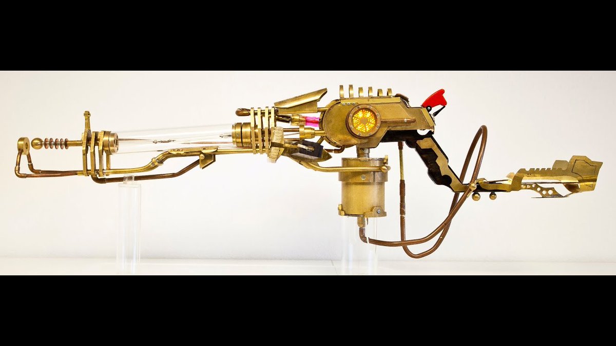999_trombone's tweet photo. @Eithrail @lordvictor The wunderwaffe gives more steampunk than future. https://t.co/FyJVBe87K8
